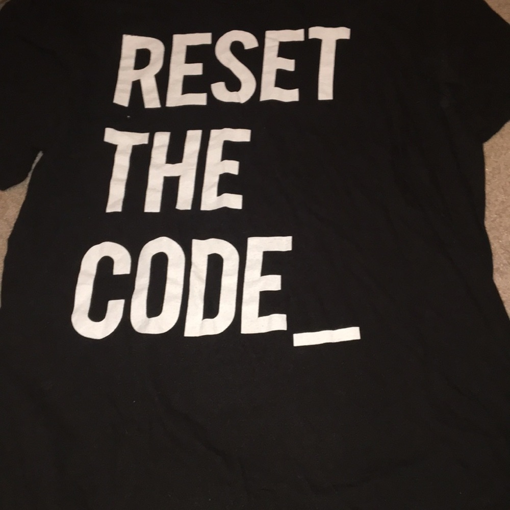 Reset the code t shirt large